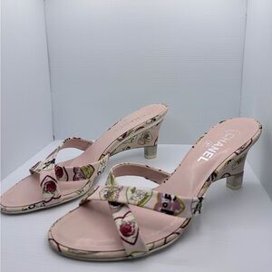 Chanel Vintage Pink Kitten Heels Heart Design Size 40